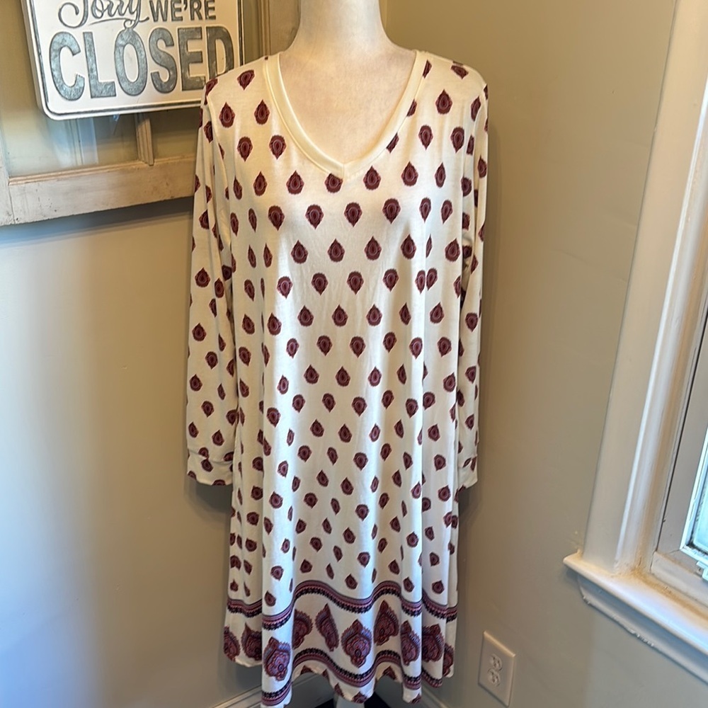 Lularoe Emily Paisley Print Long Sleeve V Neck T Shirt Dress Cream Red Rust NWT